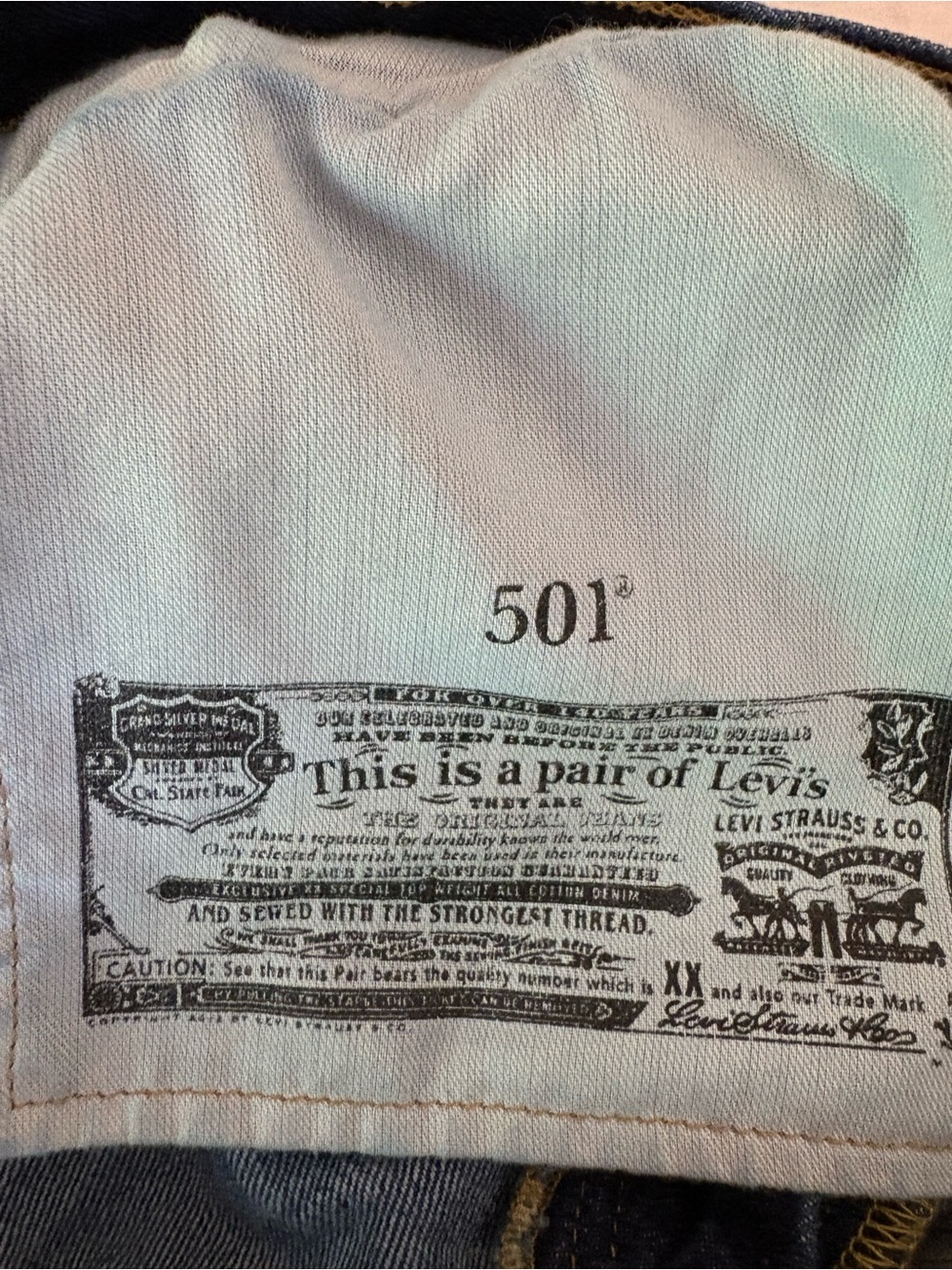 Levi’s 501 Denim Cutoff Shorts W34 Raw Hem Distressed - Picture 9 of 9